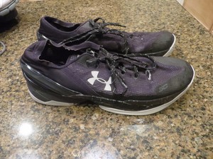 steph curry shoes size 13