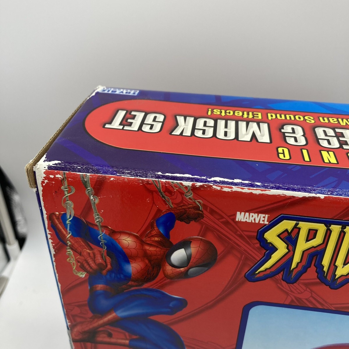 Marvel Spider-Man Electronic Web Power Gloves & Mask Set