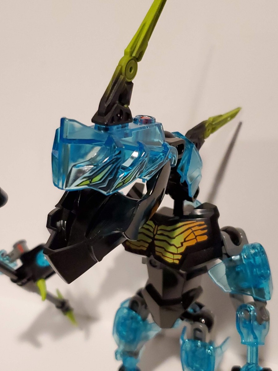 100% Complete & Retired Lego Hero Factory Crystal Beast vs