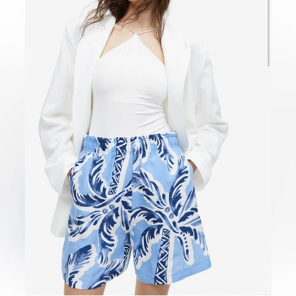 New H&M LINEN-BLEND PULL-ON SHORTS medium
Opens in a new window or tab