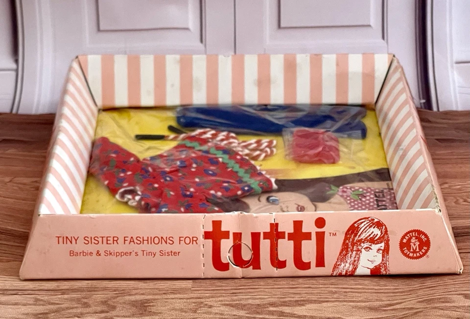 MUÑECA TUTTI VINTAGE BARBIE 1966 SKIPPIN’ ROPE FASHION #3604 CASI NUEVA SELLADA DE FÁBRICA Foto 3 de 4