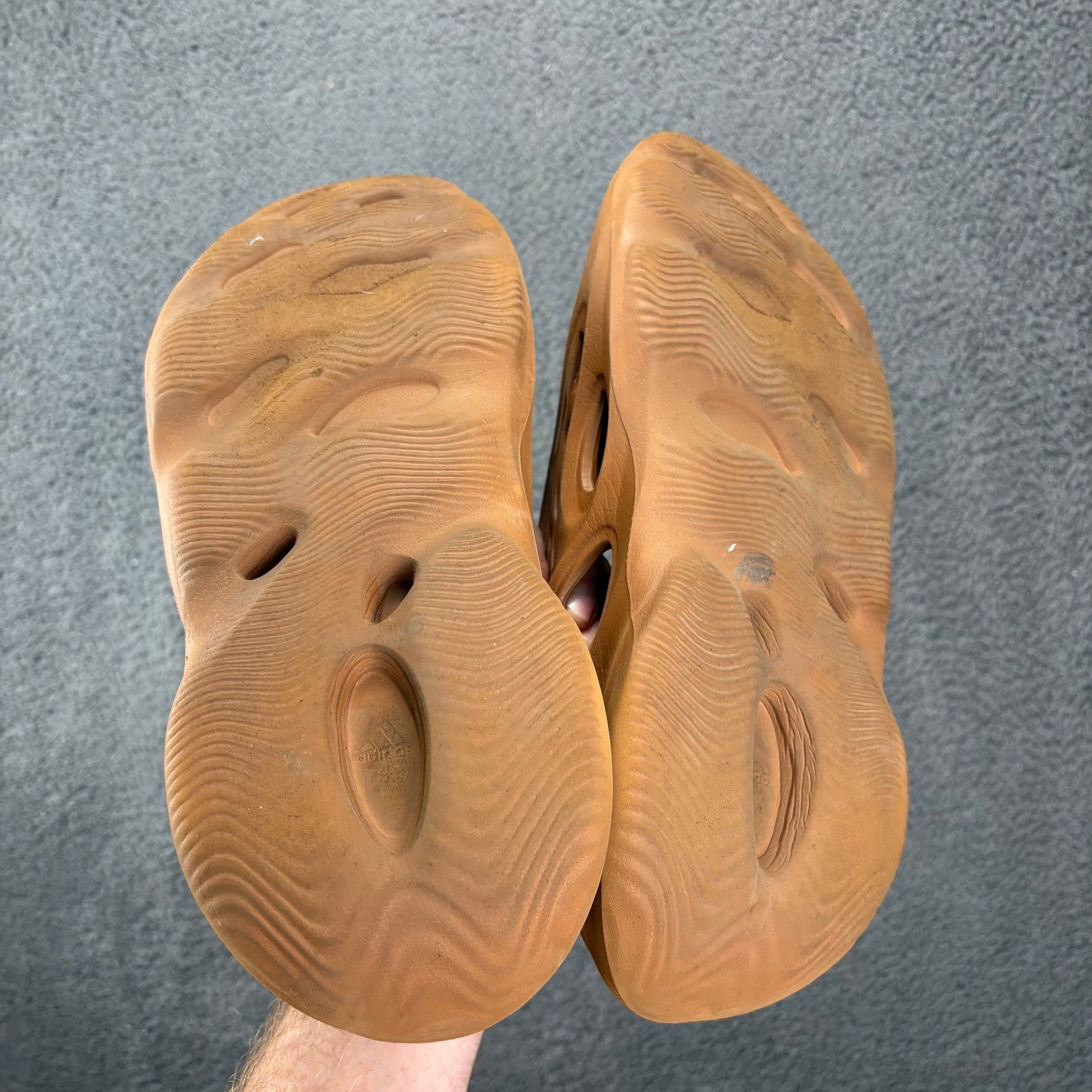 Adidas Yeezy Foam RNR Runner HP5335 Clay Taupe Men's Size 11 US thumbnail 6