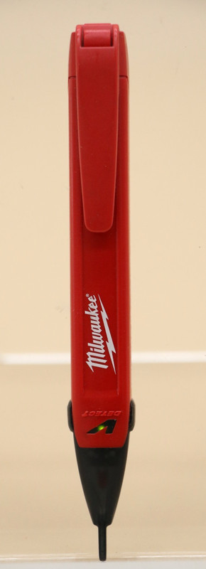 Milwaukee Voltage Detector - 2202-20