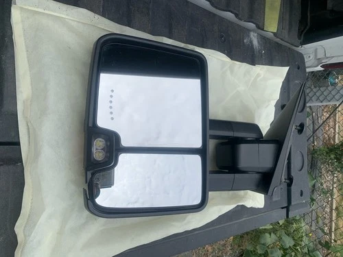 2016-2019 GMC Chevrolet Silverado Left Driver Chrome Mirror OEM 84691681 *READ*