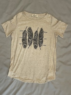 Monocracy Brand Beige Dream Love Hope Feathers Knit Top Raw Edge Hem Size Small