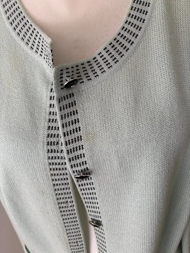 Jaqueta St John Collection botão limão com acabamento preto tamanho 14 concha correspondente vendida - Imagem 2 de 4