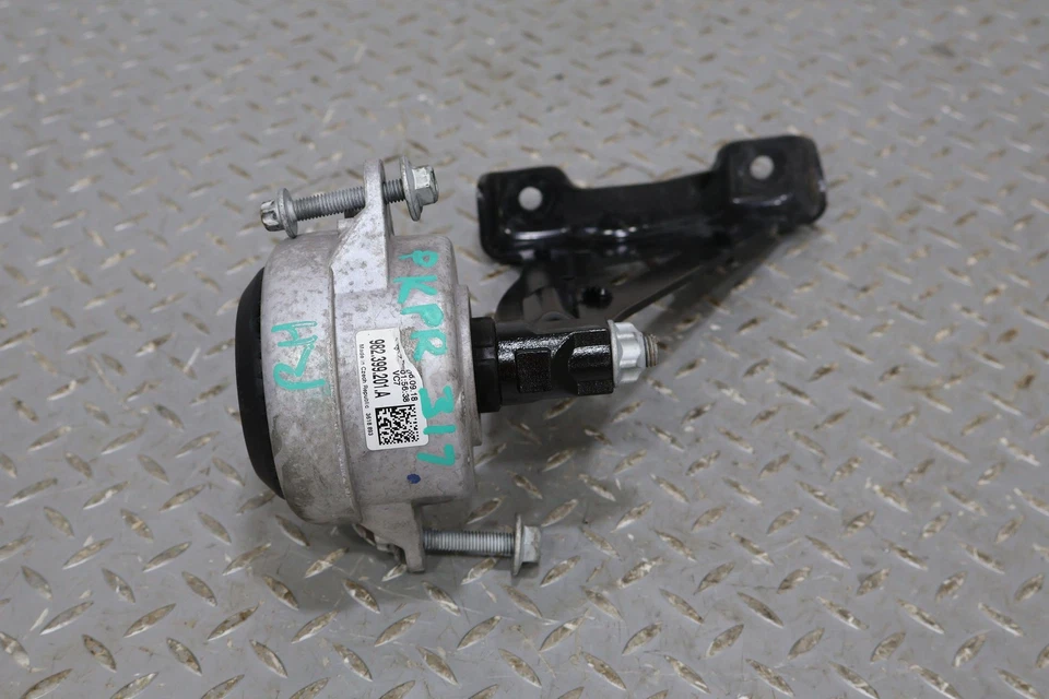 Par (2) soportes de transmisión manual OEM 17-19 Porsche Cayman 718 (982399201a) Foto 3 de 4