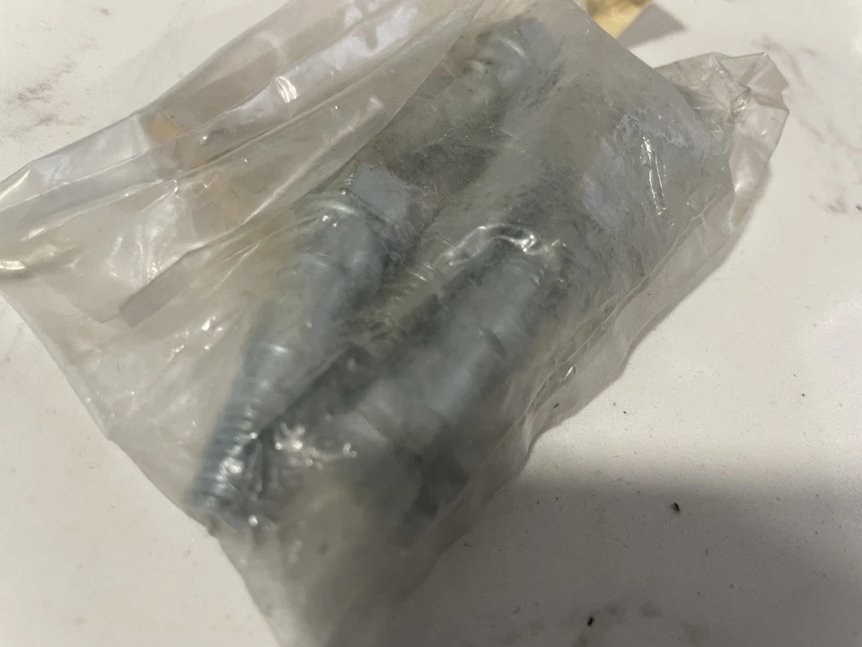 4 pernos Yamaha, enlace de par, NOS 1968-70 DT1 MX, 214-25373-00, 90109-08102-00. Foto 4 de 4