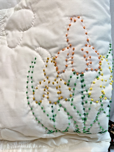 Vtg Hand stitched Quilt Candlewick Tulips Irises Pink Quilt Stitches 88” x 100”