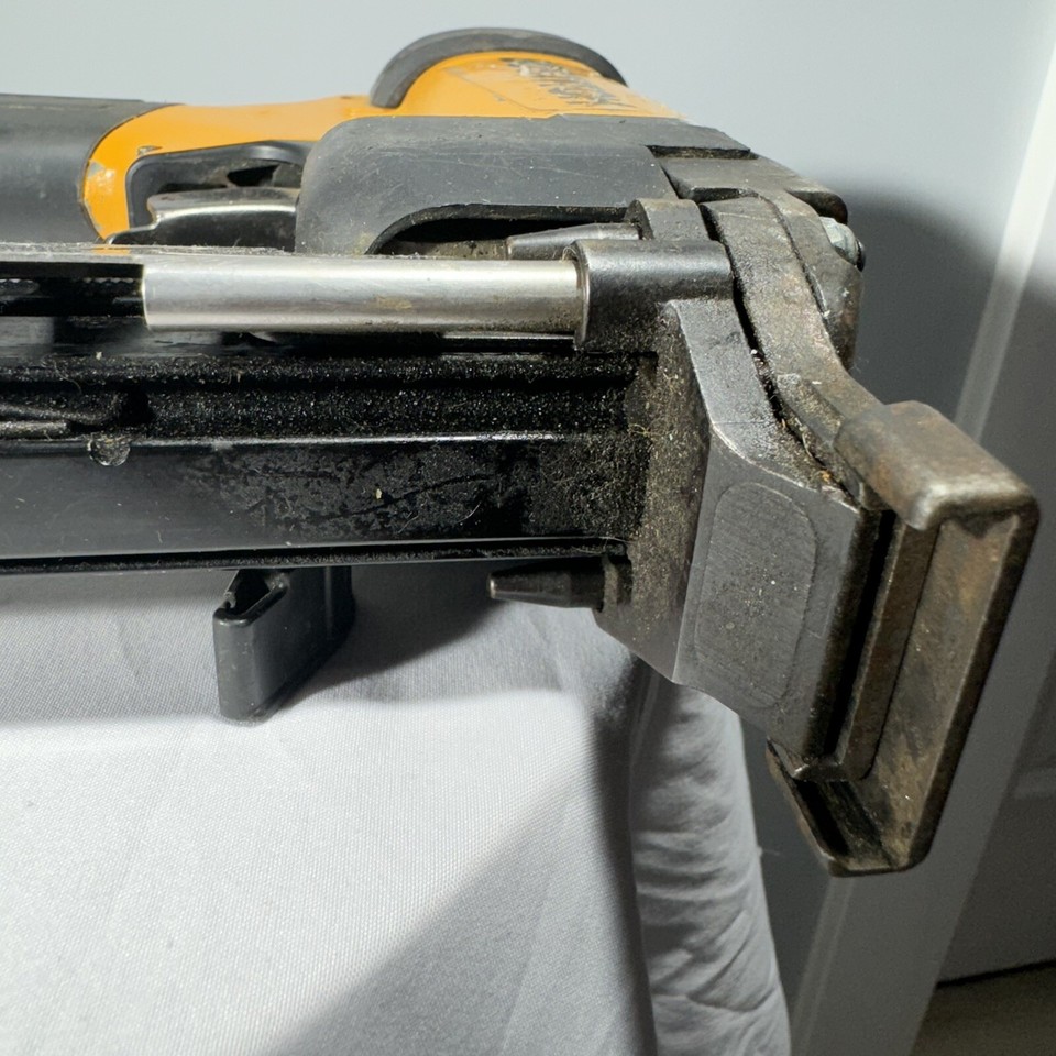 Bostitch Model 438S2 438S2R 1/2"11/2" Wide Crown Stapler eBay