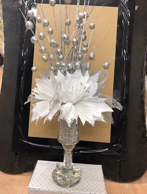 Mirrored Crushed Diamond Vase With Flowers Crystal Romany Bling - Image 1 of 4