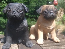 Mops Deko Figur Welpe lebensecht 20cm Molosser NEU Möpse Garten HOTANT