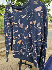Polarn O. Pyret Navy Floral Pullover Sweatshirt Crew Neck Long Sleeve 134/140