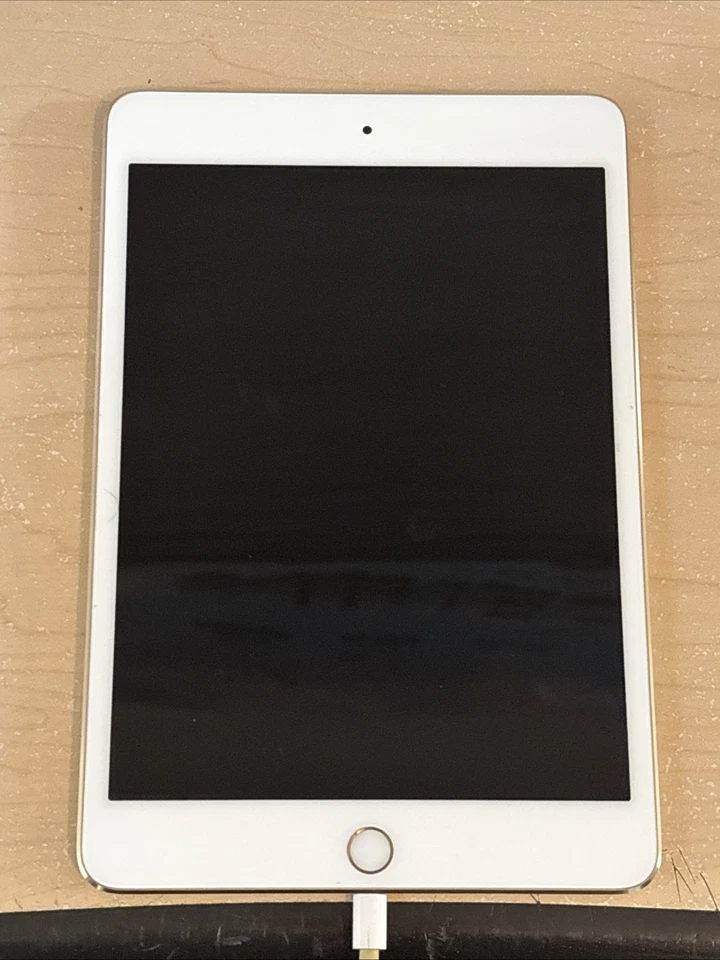 Apple iPad Mini 4 16GB A1538 Pink (Read Description) - Image 2 of 3