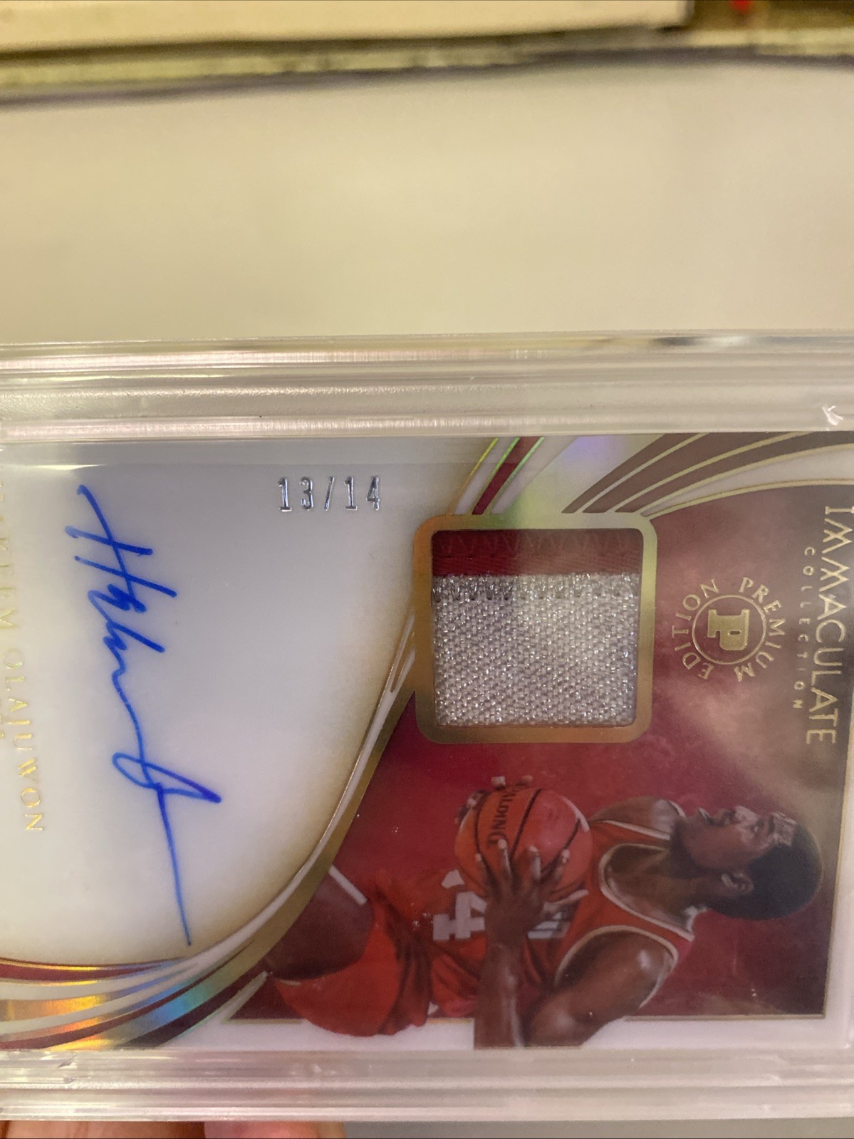 2019 Immaculate Hakeem Olajuwon #PAHOW Patch Auto/14 PREM ED PSA 8/10 Auto HOF🔥 view 2