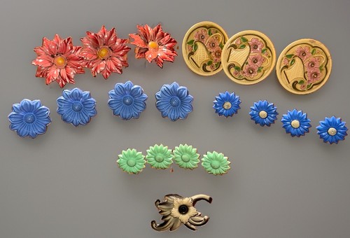 Old Vintage Curtain Drapery Push Pin Tie Backs Lot Metal Art Deco Flowers MCM