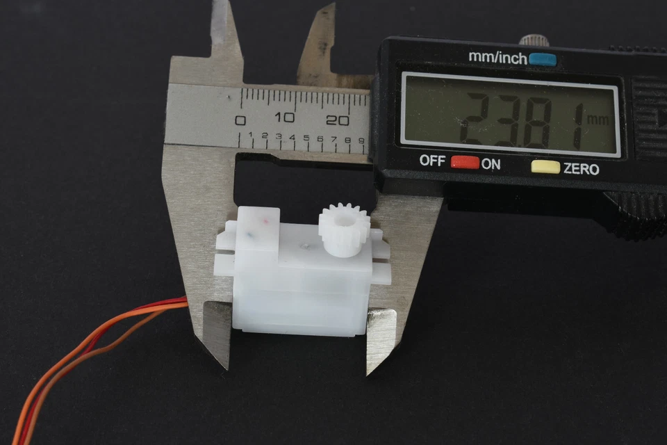 Neu Siku Control Antrieb Lenkservo Motor für LKW Volvo 6731 Ersatzteil RC Umbau - Bild 2 von 4