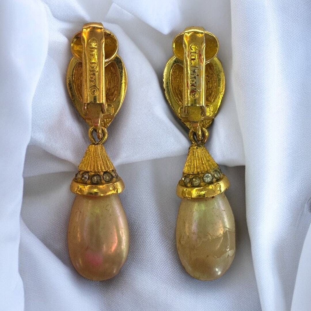 ヴィンテージ★ Christian Dior メタル クリスタル ヘアクリップ Christian DIOR Vintage Crystal & Faux Pearl Teardrop Clip-On