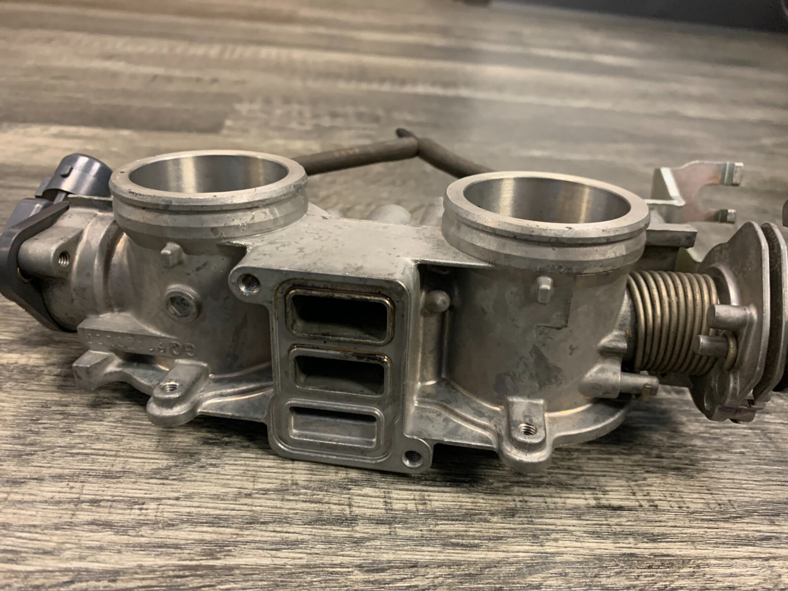 Honda 20012005 GL1800 1800 Goldwing OEM Throttle Body 16410MCA013 eBay