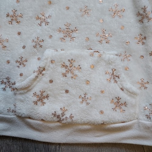 Star Ride Girls Ivory & Gold Snowflake Cozy  Hooded Pullover Size Small  - Picture 6 of 12