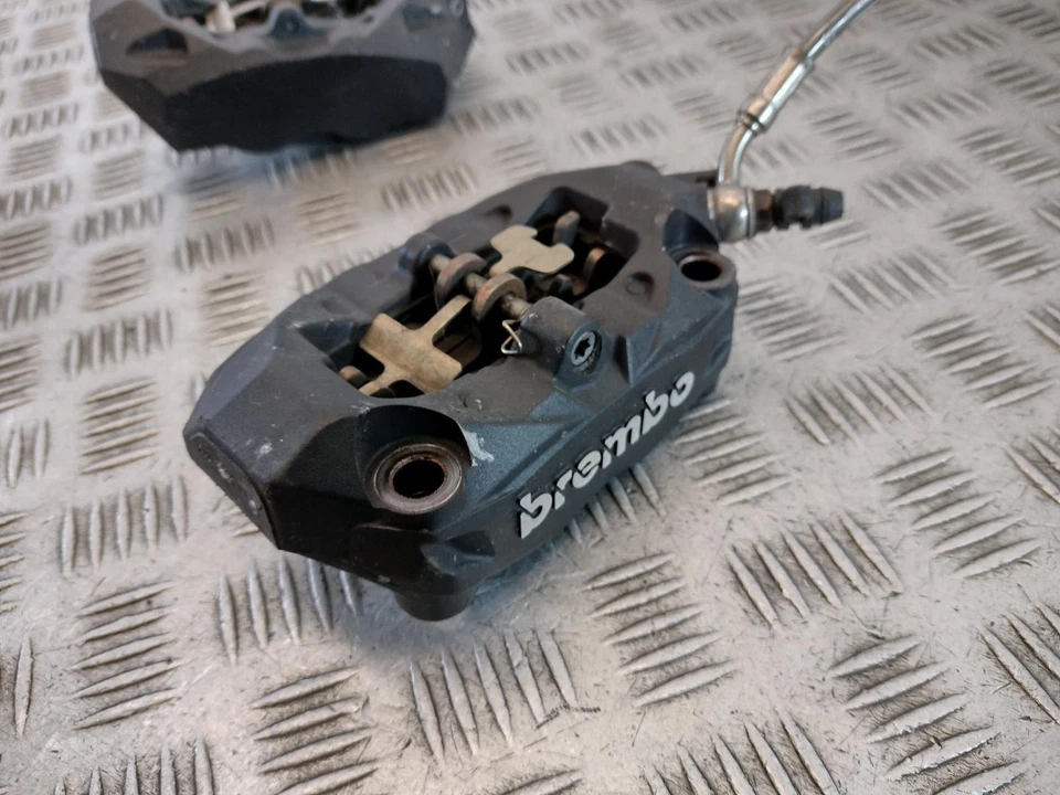 Juego de pinzas delanteras Triumph Street Triple 765 2018 Foto 4 de 4