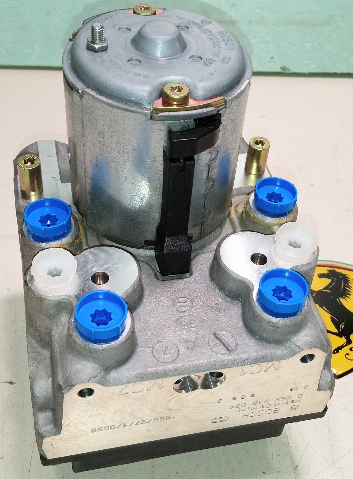 Ferrari  456 Brake ABS ASR Anti-Lock Hydraulic Control Unit Assembly_164001_550