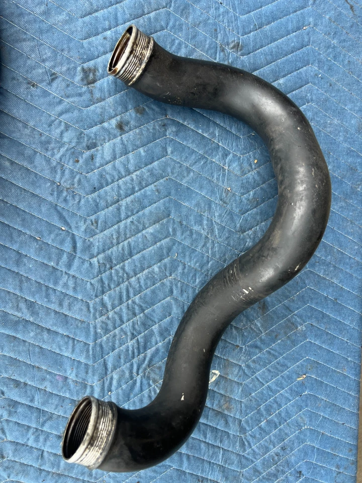 Tubo de manguera de radiador de agua refrigerante motor Volvo S70 V70 XC 1998-2000 OEM #3141EM Foto 2 de 4