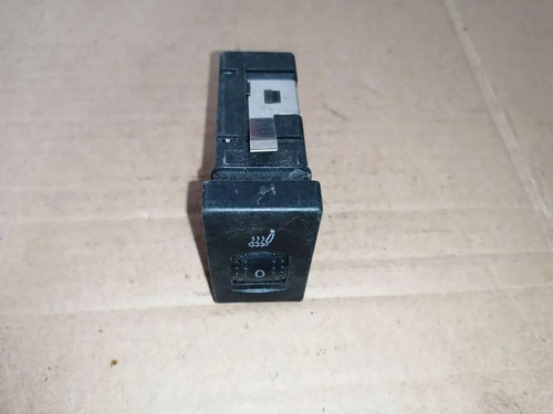 VW PASSAT B7 ALLTRACK 365 Schalter sitzheizung 3B0963563C 1.90 Diesel 33857198