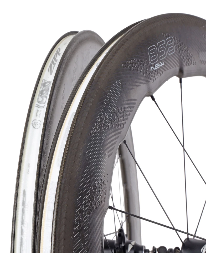 Juego de ruedas de carretera cubierta de carbono Zipp 858 NSW Shimano 11 velocidades 700c freno de llanta QR Race Foto 3 de 4