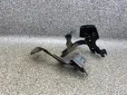 Support de pompe de direction assistée