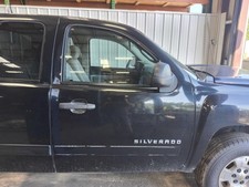 Used Front Right Door Assembly Front fits: 2011 Chevrolet Silverado 1500 pickup