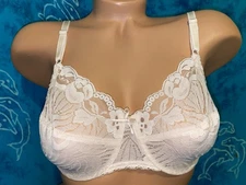 NWT NOS Vintage Warner’s Nude Beige 1550 Lace Unlined Underwire Bra 34C