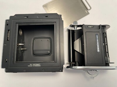HASSELBLAD A24 6x6 フィルムバック Ⅳ型 Hasselblad A24 220 6x6 Black Film Back -Good Seals- [GOOD]