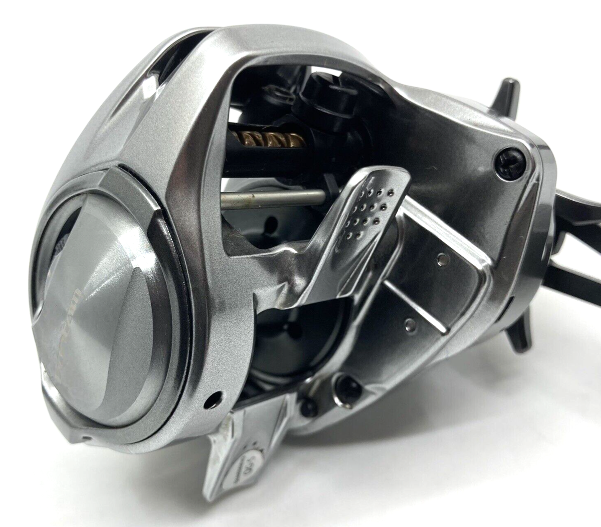 18 bantam バンタム mgl left Shimano 18 Bantam MGL Left Baitcasting reel Gear 6.2:1 Very Good