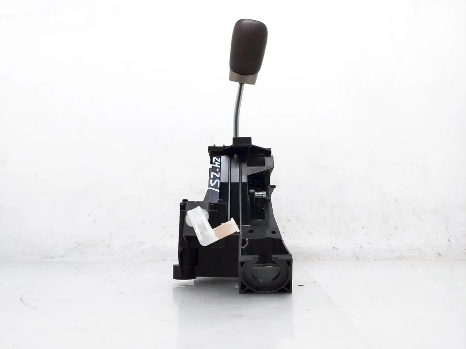 2016-2018 Lexus Es350 Automatic Trans Gear Shifter Selector 33560-06380 - Image 4 of 4