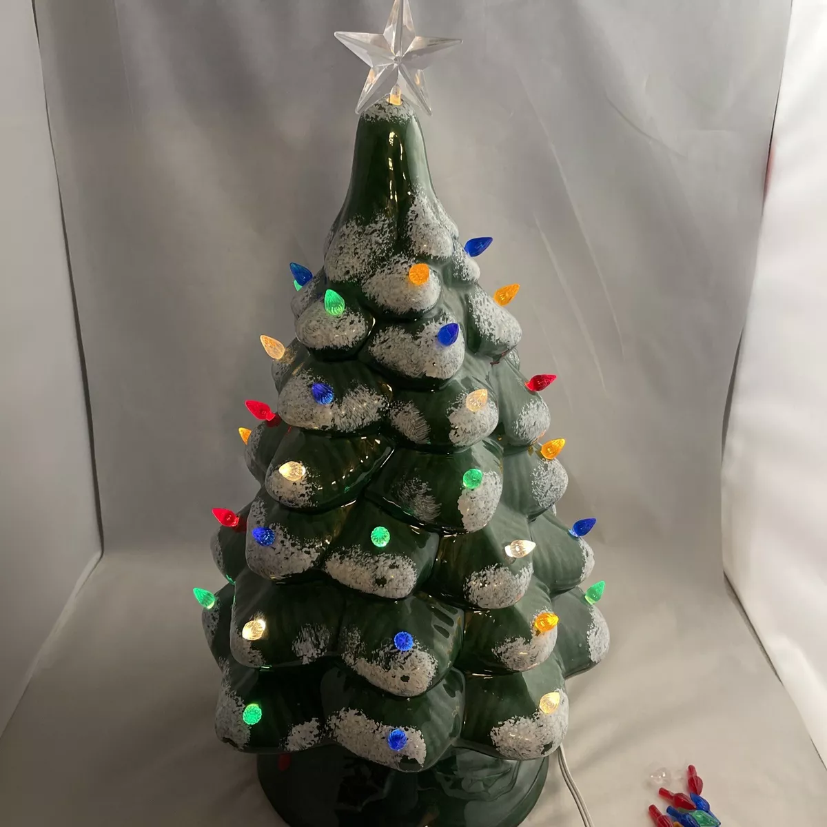 Ceramic Vintage Christmas Tree – Hammer & Stain Mobile