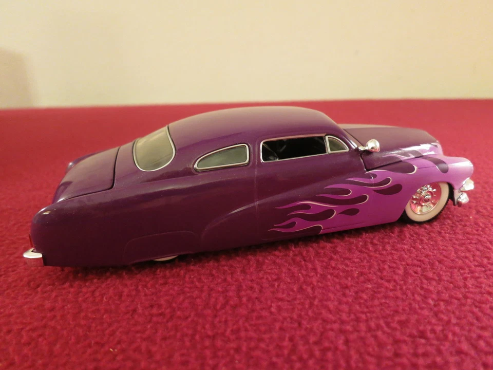 49' MERCURY & 31' FORD MODEL A STREET RODS COIN BANKS W/KEYS NEW IN BOX SNAP-ON - Image 4 of 4