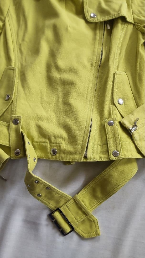 Burberry London Rider's Jacket Outerwear Yellow Size 38 For Women thumbnail 4