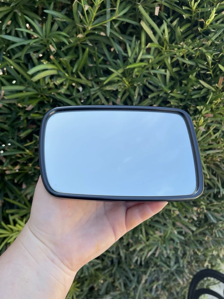 2002-2008 BMW 7 Series DRIVER Side Glass Mirror A3324587 OEM LH Mirror 750Li - Image 2 of 4