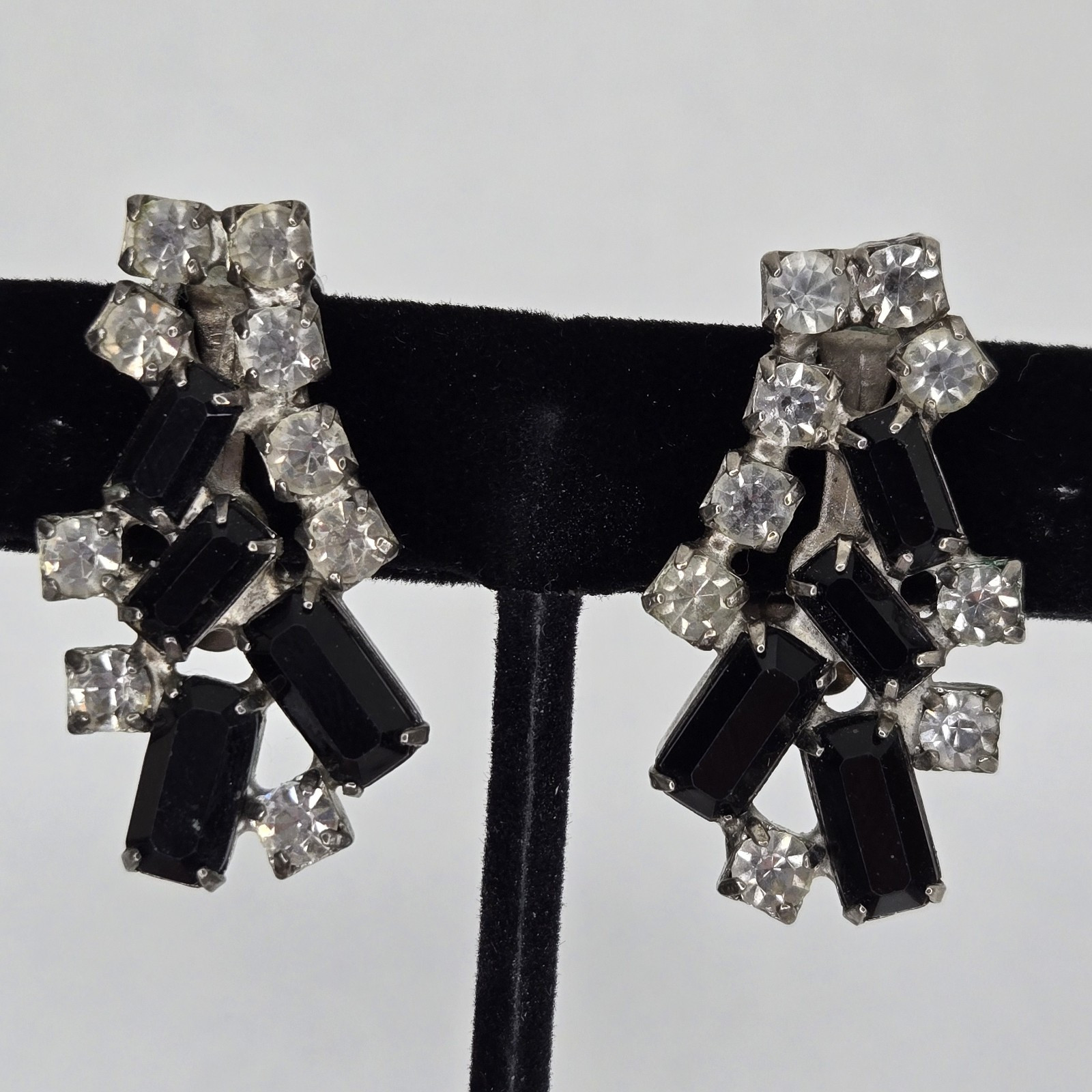 Vintage Rectangular Black & Clear Rhinestone Silv… - image 18