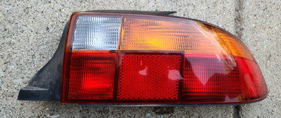 1996-2002 BMW Z3 E36 Roadster OEM Rear RH Right Passenger Taillight 63218381252