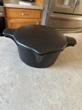 Pampered Chef Large Microcooker Black VGUC!