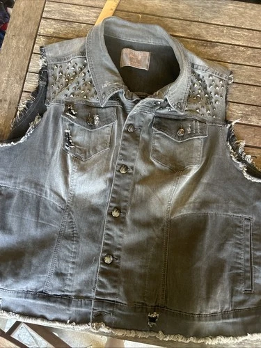 Melissa McCarthy Seven7 Top Womens 3X Black Denim Vest Studded Distressed Faded