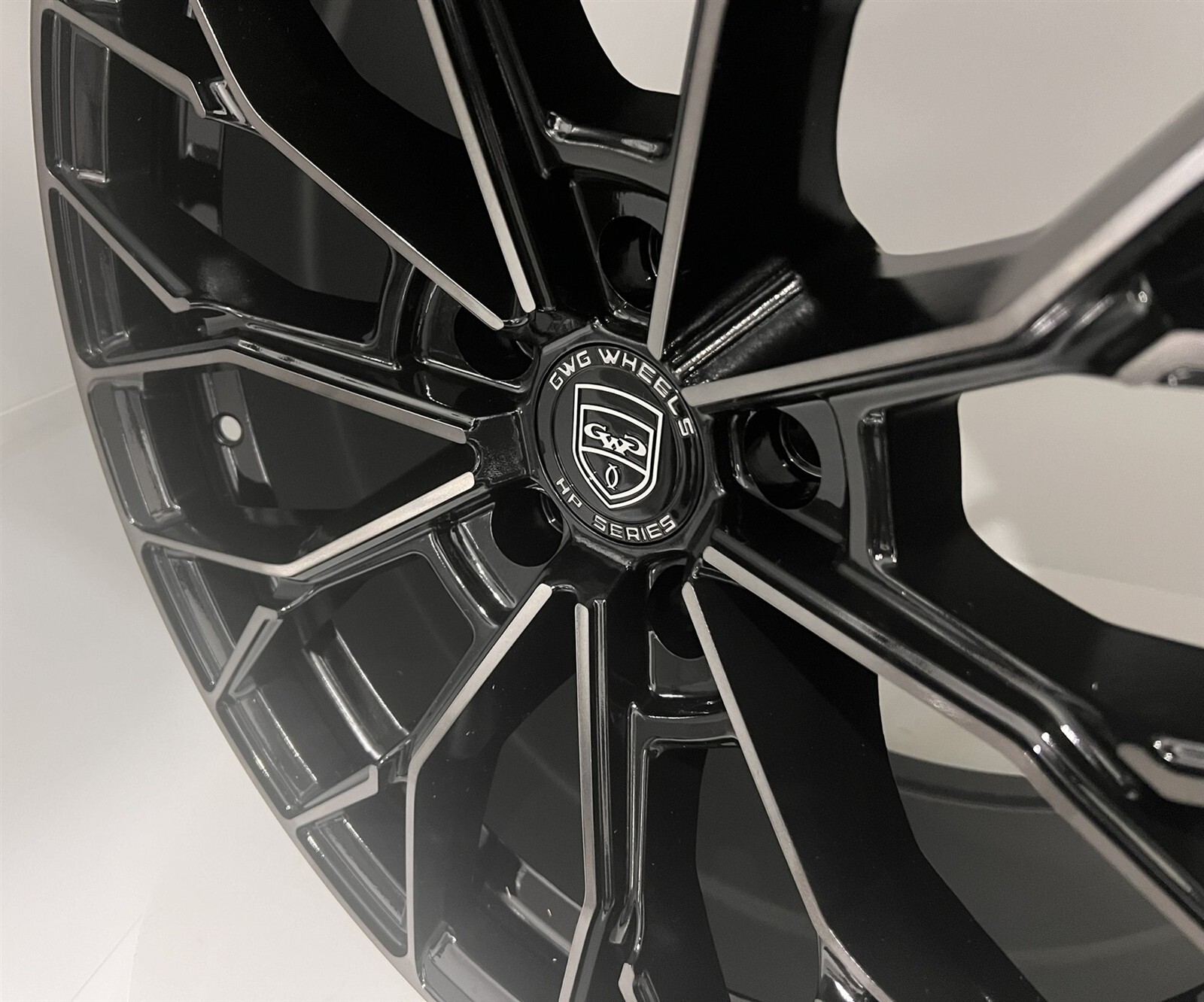 HP3 18 inch Black Rim fits MASERATI LEVANTE 2017 - 2020