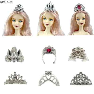 10Stück/Los Multi-Stil Kunststoffkrone für Barbie 1/6 BJD Puppen Haar Zubehör