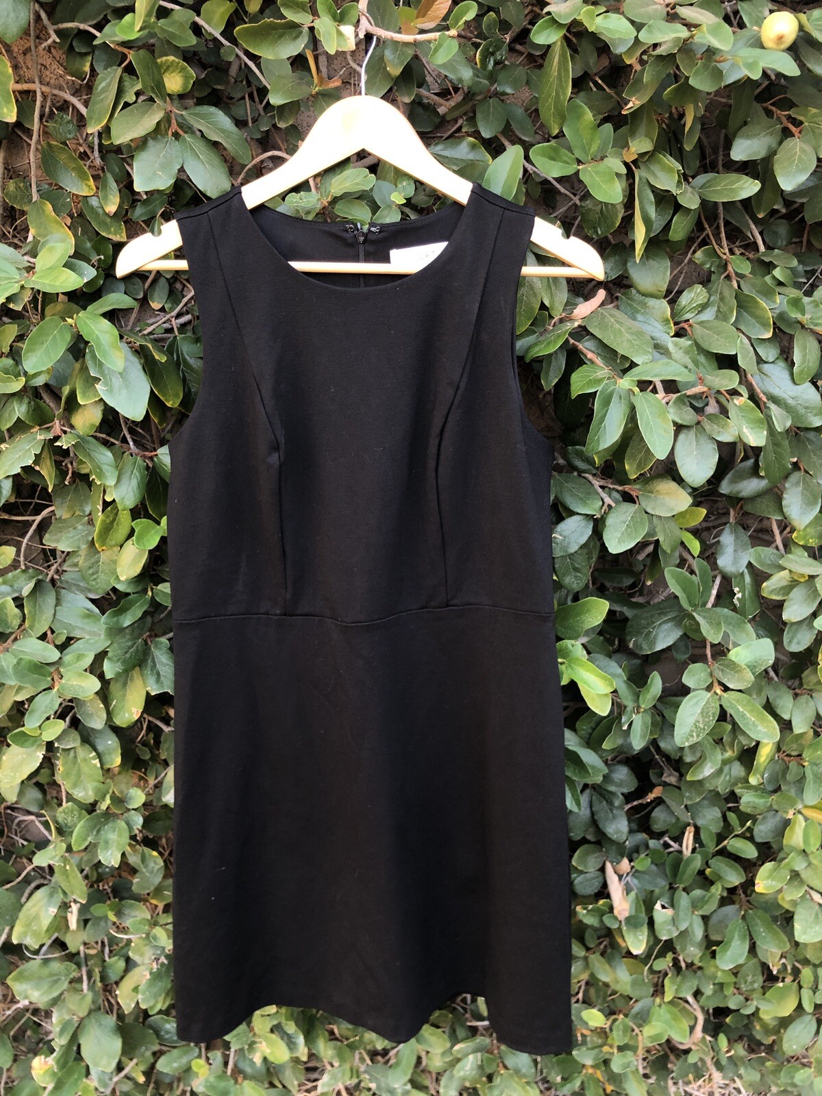 Ann Taylor LOFT Classic Black Sleeveless Sheath Dress Petite Sz 8P - Main Image