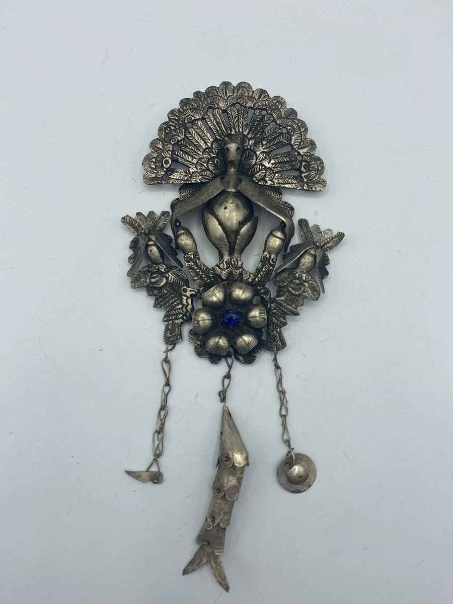 Shawl brooch shop
