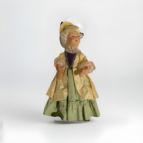 Vintage Baitz 1950's Souvenir Doll Made in Austria 9'' Collectible. Excellent