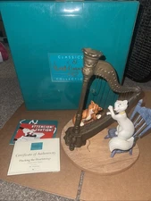 WALT DISNEY WDCC PLUCKING THE HEARTSTRINGS, ARISTOCATS DUTCHESS O’MALLEY BOX/COA
