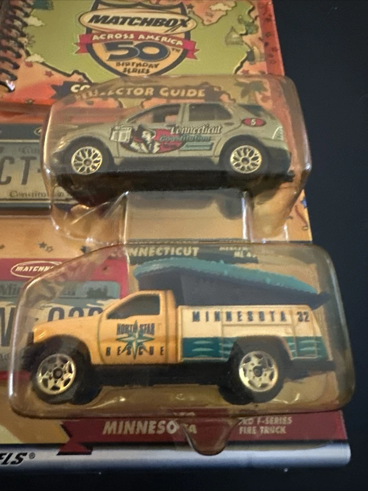 Matchbox Across America paquete de 2 y guía con Mercedes Benz ML 430 y Ford serie F Foto 4 de 4
